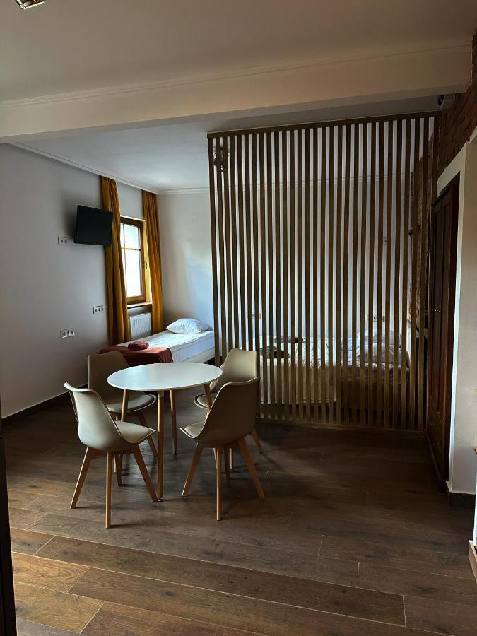 Pokoje Goscinne Atelier Orneta Bagian luar foto
